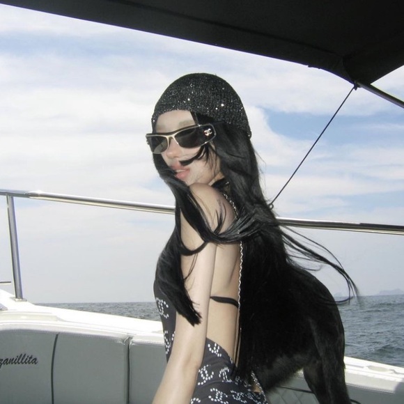 Chanel SHIELD SUNGLASSES 9133B Nylon Silver Brown - Picture 6 of 7